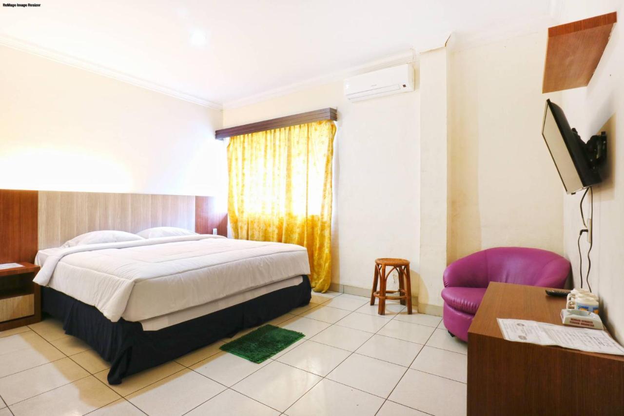 Lee Garden Hotel Medan Exterior foto