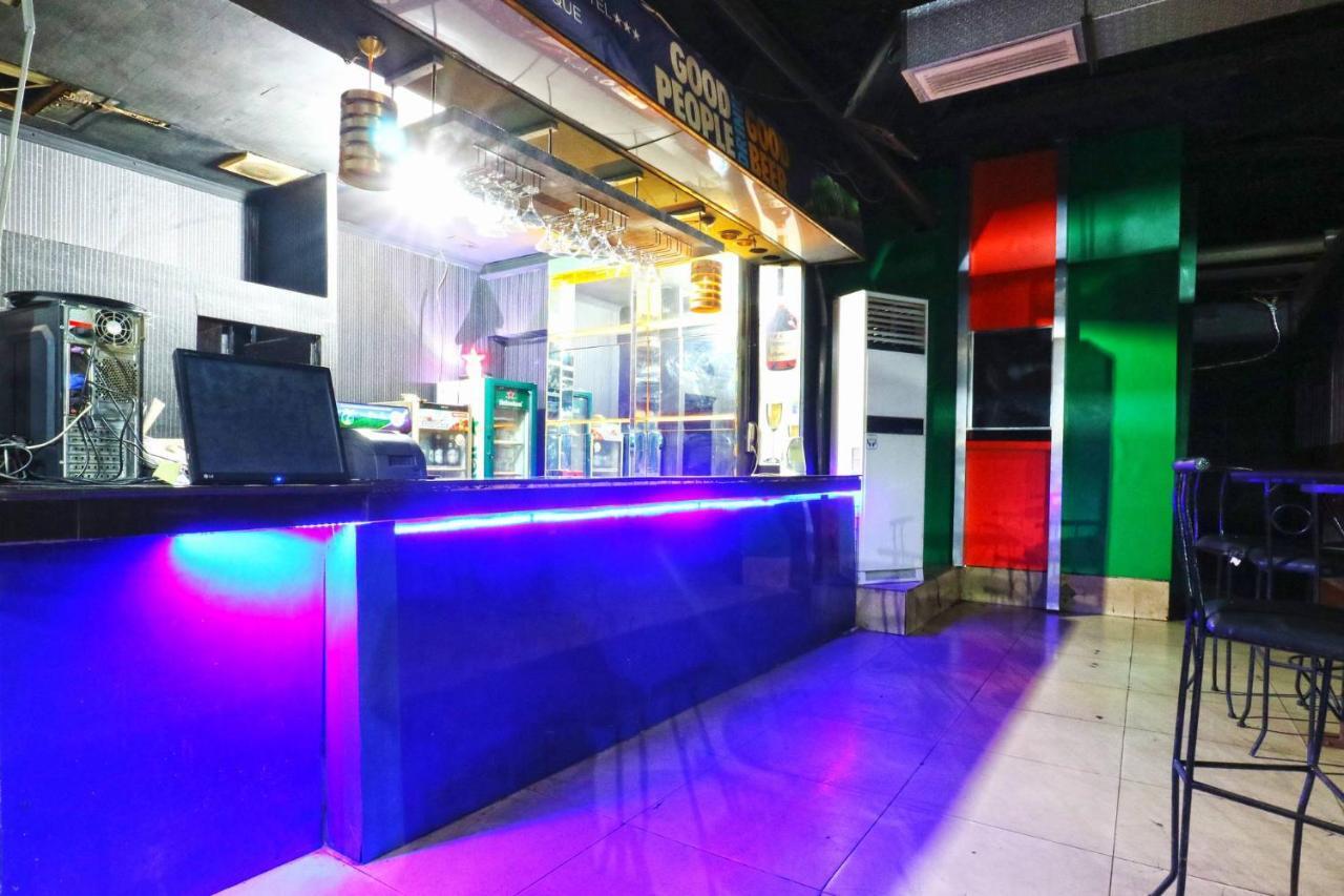 Lee Garden Hotel Medan Exterior foto